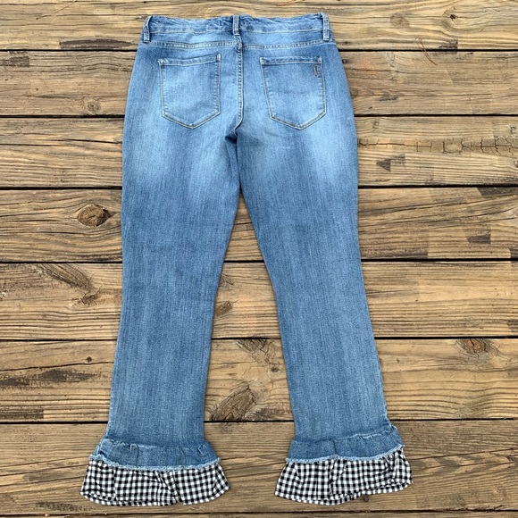 Vintage America | Wonderland Capris Ruffle Jeans 6 - Picture 6 of 9